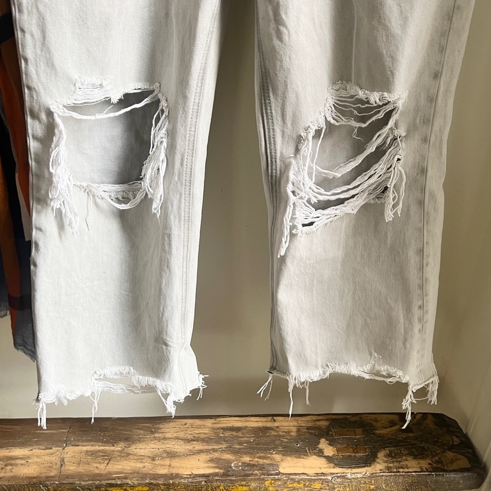 Vervet Ripped Distressed Light Grey Washed Crop Cut Off Baggy Jeans 30 - Picture 5 of 14